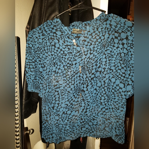 Spring blouse - Picture 5 of 11